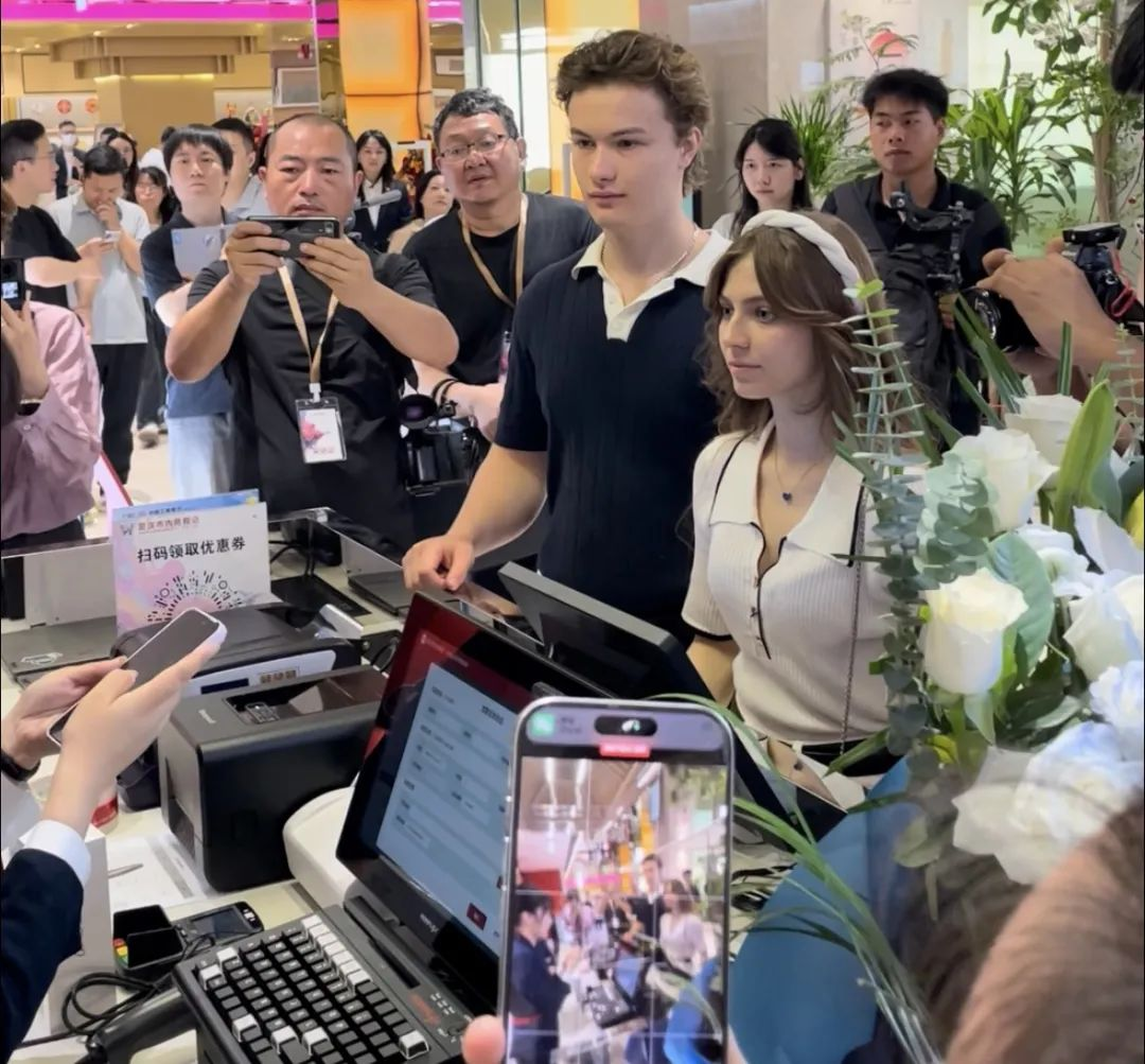 683d182ef1c08 1277ÐǼʵç×Ó(ÖйúÓÎ)¹Ù·½ÓÎÏ·ÍøÖ·