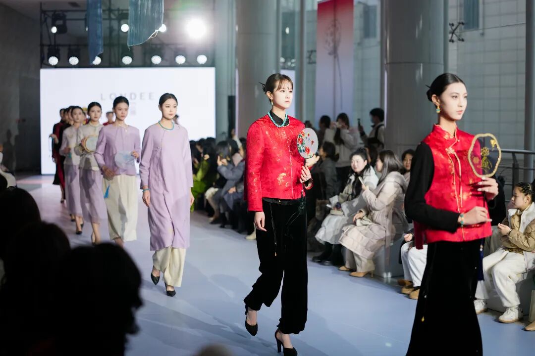 69783b90bd973 1277星际电子(中国游)官方游戏网址